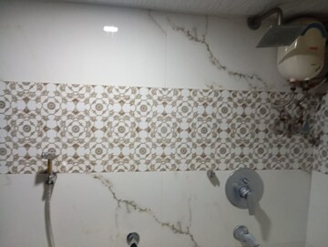 Bathroom in 1 BHK Apartment at Al Aziz Palace, Umerkhadi – for Sale