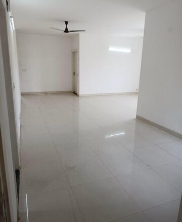 Room in 4 BHK Apartment at BPTP Park 81, Sector 81 – for Rent