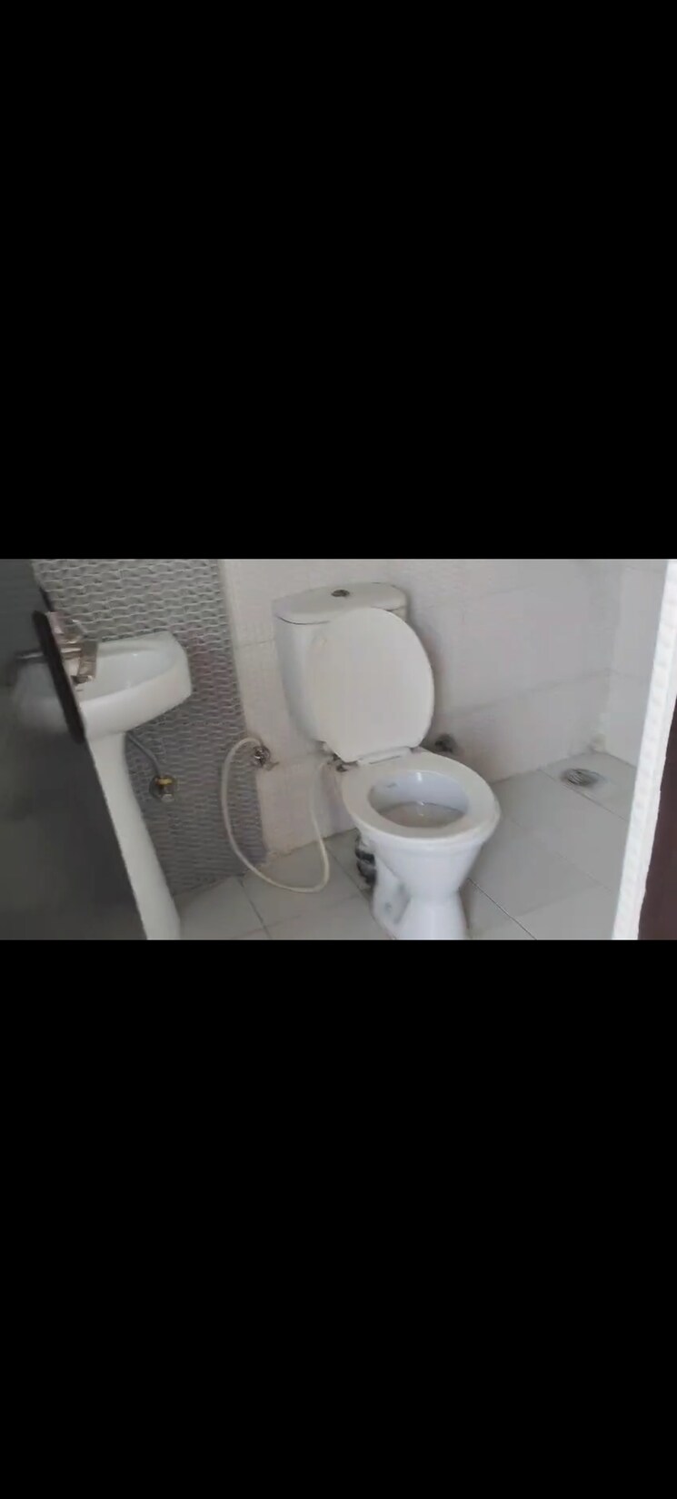Bathroom, star-rameshwaram 2 Bedroom 800 Sq.Ft. Apartment In Raj Nagar Extension Ghaziabad 9599952