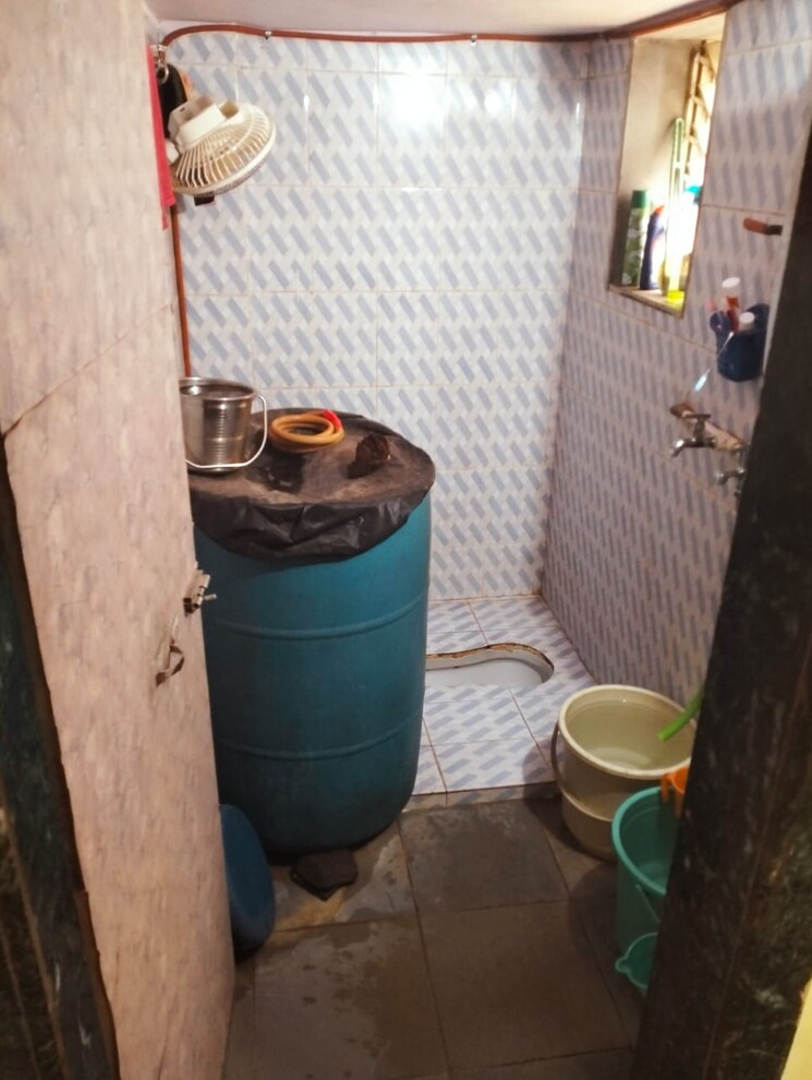 Bathroom, kalwa 1 RK 275 Sq.Ft. Apartment In Kalwa Thane 9599975