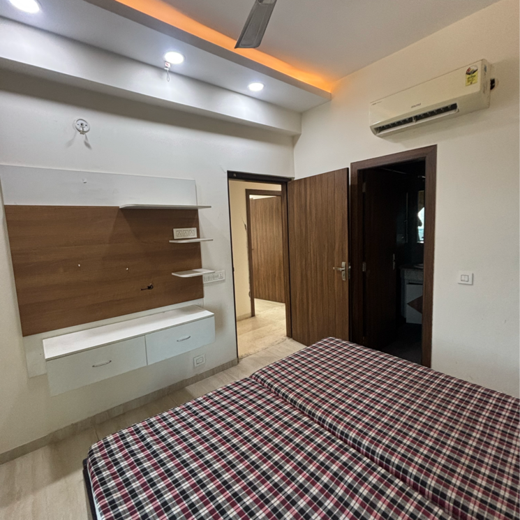 Bedroom, paras-dews 3.5 Bedroom 1900 Sq.Ft. Apartment In Panwala Khusropur Gurgaon 9599972