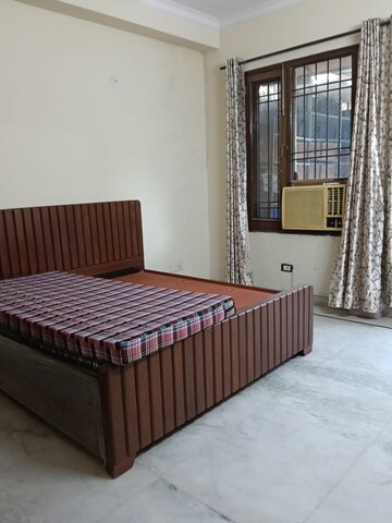 Bedroom in 3 BHK Builder Floor at Ansal Plaza Sector-23, Sector 23 – for Rent