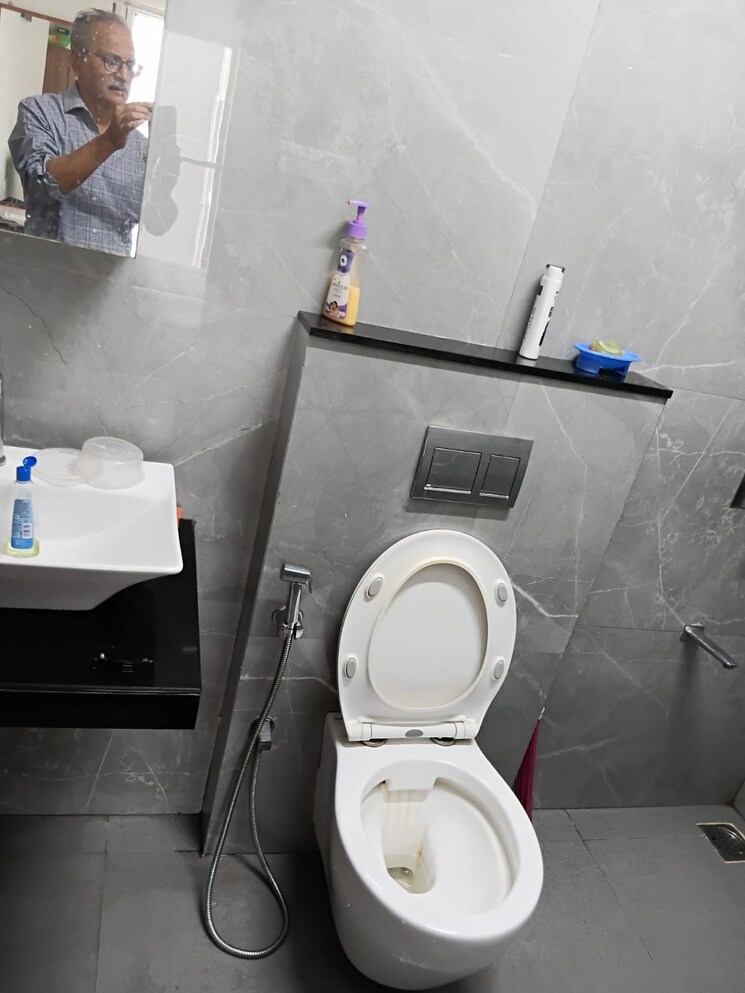 Bathroom, micl-aaradhya-one-park 2 Bedroom 715 Sq.Ft. Apartment In Ghatkopar East Mumbai 9600180