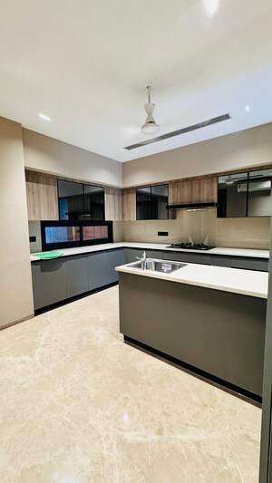 Kitchen in 4 BHK Builder Floor at Dlf Phase I – for Sale
