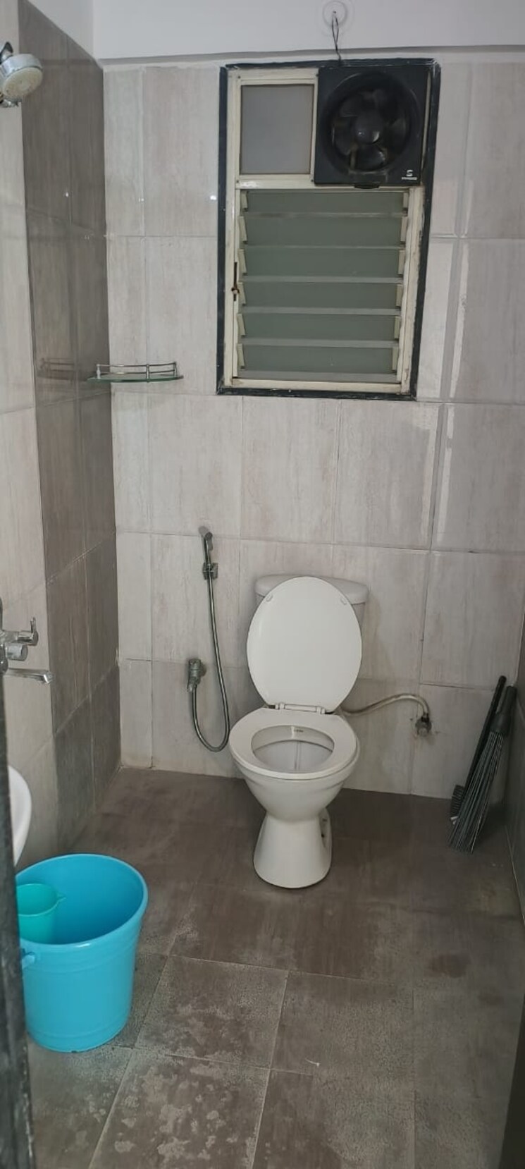Bathroom, paramount-altissimo 2 Bedroom 1050 Sq.Ft. Apartment In Wakad Pune 9600173