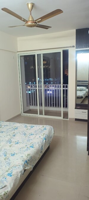 Room in 2 BHK Apartment at Paramount Altissimo, Wakad – for Sale