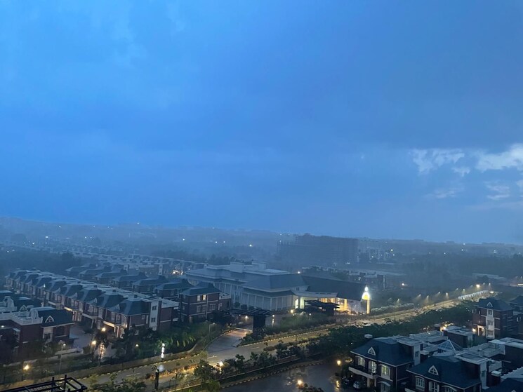 Exterior View, prestige-lakeside-habitat 3.5 Bedroom 2280 Sq.Ft. Apartment In Varthur Bangalore 9600141