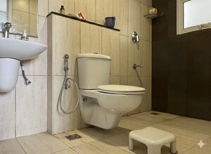 Bathroom in 3.5 BHK Apartment at Prestige Lakeside Habitat, Varthur – for Sale