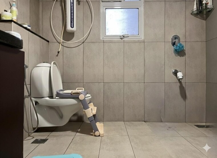 Bathroom, prestige-lakeside-habitat 3.5 Bedroom 2280 Sq.Ft. Apartment In Varthur Bangalore 9600141