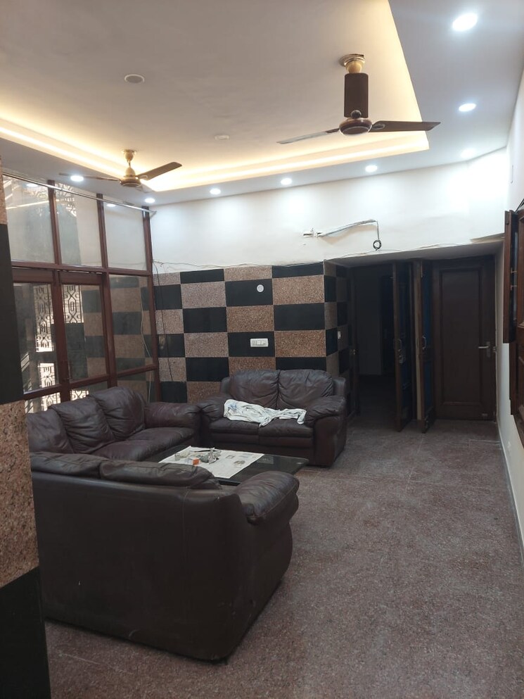 Living Room, janakpuri 4 Bedroom 2700 Sq.Ft. Builder Floor In Janakpuri Delhi 9600191