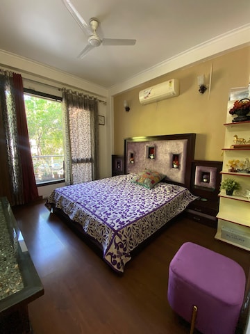 Bedroom in 3 BHK Builder Floor at Sushant Lok I – for Sale