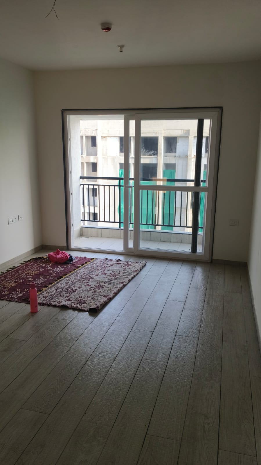3 BHK + Pooja Room Apartment For Rent in Unique K Shire