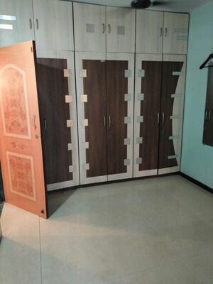 Room in 1 BHK Apartment at Brightland 2 CHS Ltd C1 C2, Balkum Pada – for Rent