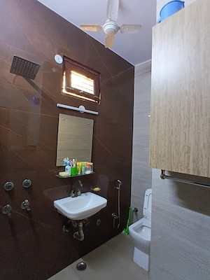 6+ BHK Independent House For Sale in Sector 30