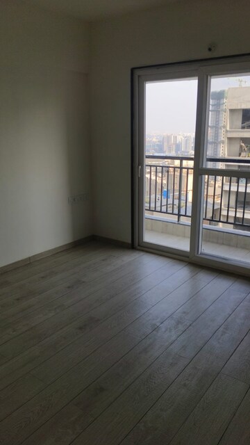 Room in 3 BHK Apartment at Unique K Shire, Punawale – for Rent