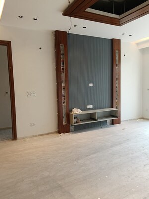 Room in 4 BHK Builder Floor at Ansal Plaza Sector-23, Sector 23 – for Sale