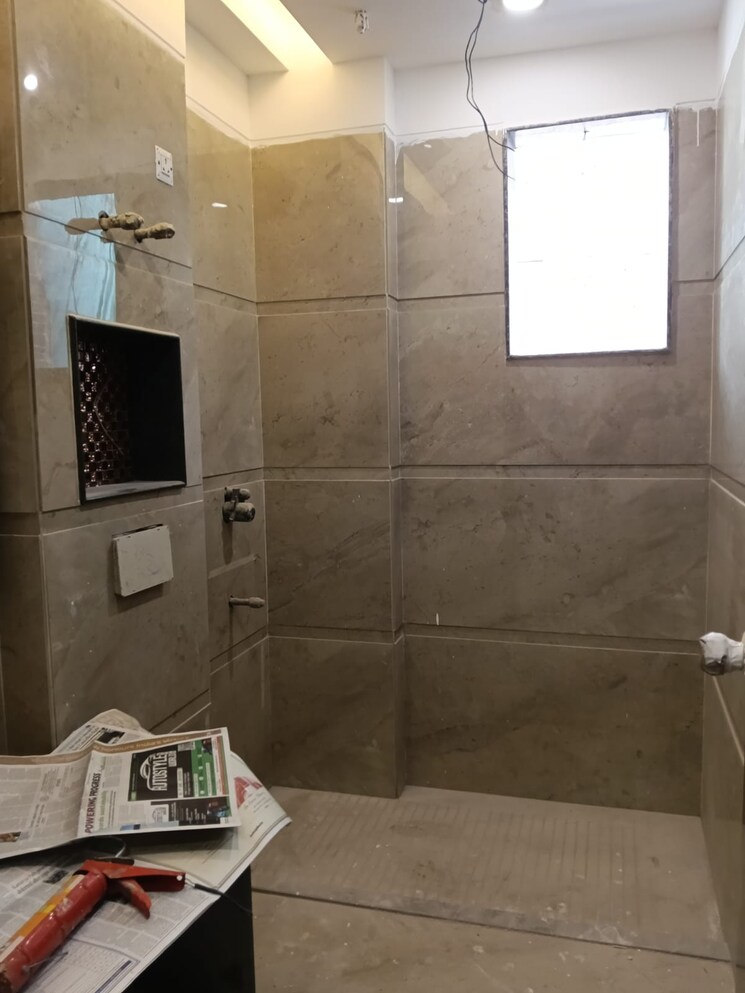 Bathroom, ansal-plaza-sector-23 4 Bedroom 2066 Sq.Ft. Builder Floor In Sector 23 Gurgaon 9600324
