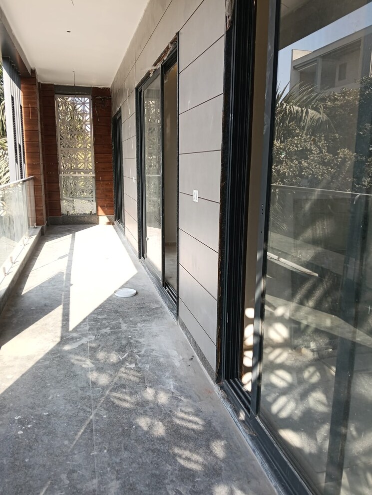 Balcony, ansal-plaza-sector-23 4 Bedroom 2066 Sq.Ft. Builder Floor In Sector 23 Gurgaon 9600324