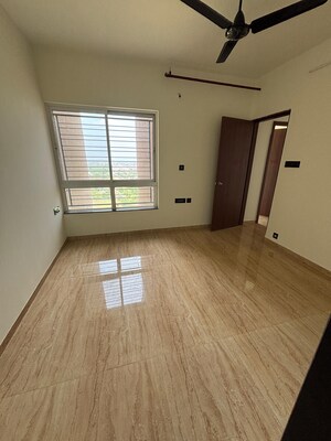 Room in 2 BHK Apartment at VTP Cygnus, Kharadi – for Rent