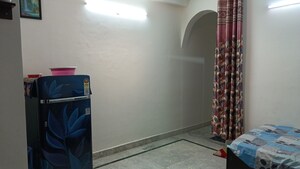 Living Room in 1 BHK Builder Floor at Vaishali Sector 4 – for Rent
