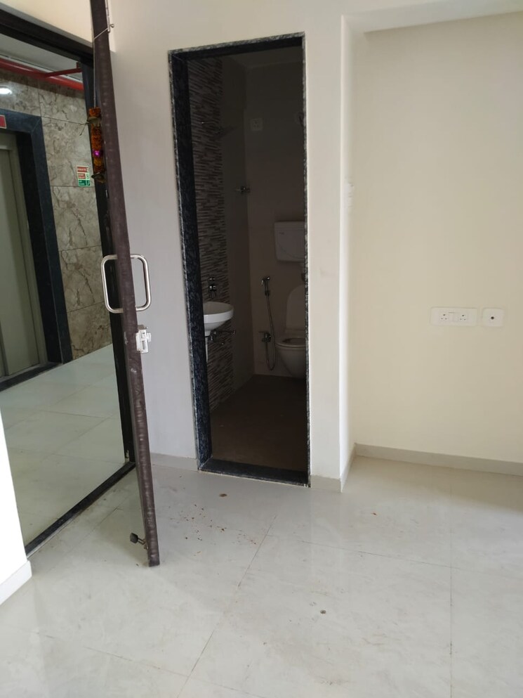 Room, jvm-accord 1 Bedroom 350 Sq.Ft. Apartment In Manorama Nagar Thane 9600524