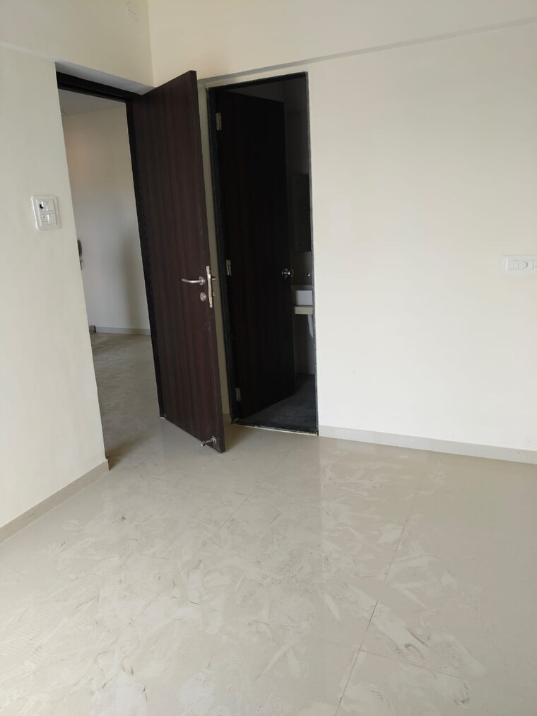 Room, jvm-accord 1 Bedroom 350 Sq.Ft. Apartment In Manorama Nagar Thane 9600524