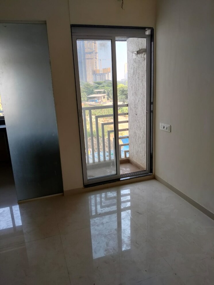 Room, jvm-accord 1 Bedroom 350 Sq.Ft. Apartment In Manorama Nagar Thane 9600524