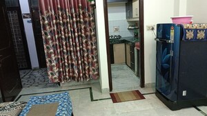 Room in 1 BHK Builder Floor at Vaishali Sector 4 – for Rent