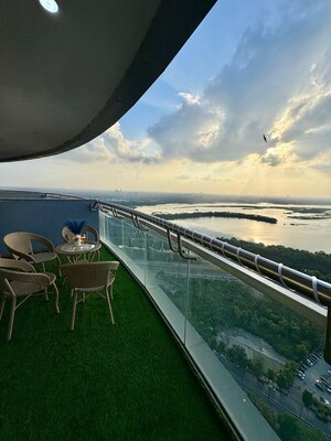 Balcony in Studio Apartment at Supertech Supernova Spira Suites, Sector 94 – for Rent