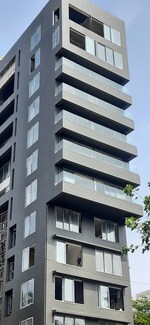 4 BHK + Servant Room 3200 Sq.Ft. Apartment in Pali Hill Road