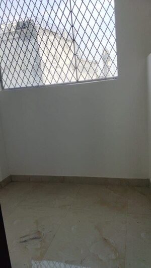 Room in 1 BHK Builder Floor at Saket – for Sale