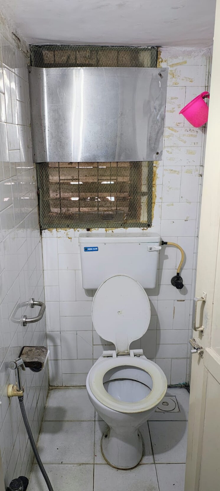 Bathroom, topiwala-chs 1 Bedroom 400 Sq.Ft. Apartment In Goregaon West Mumbai 9600611