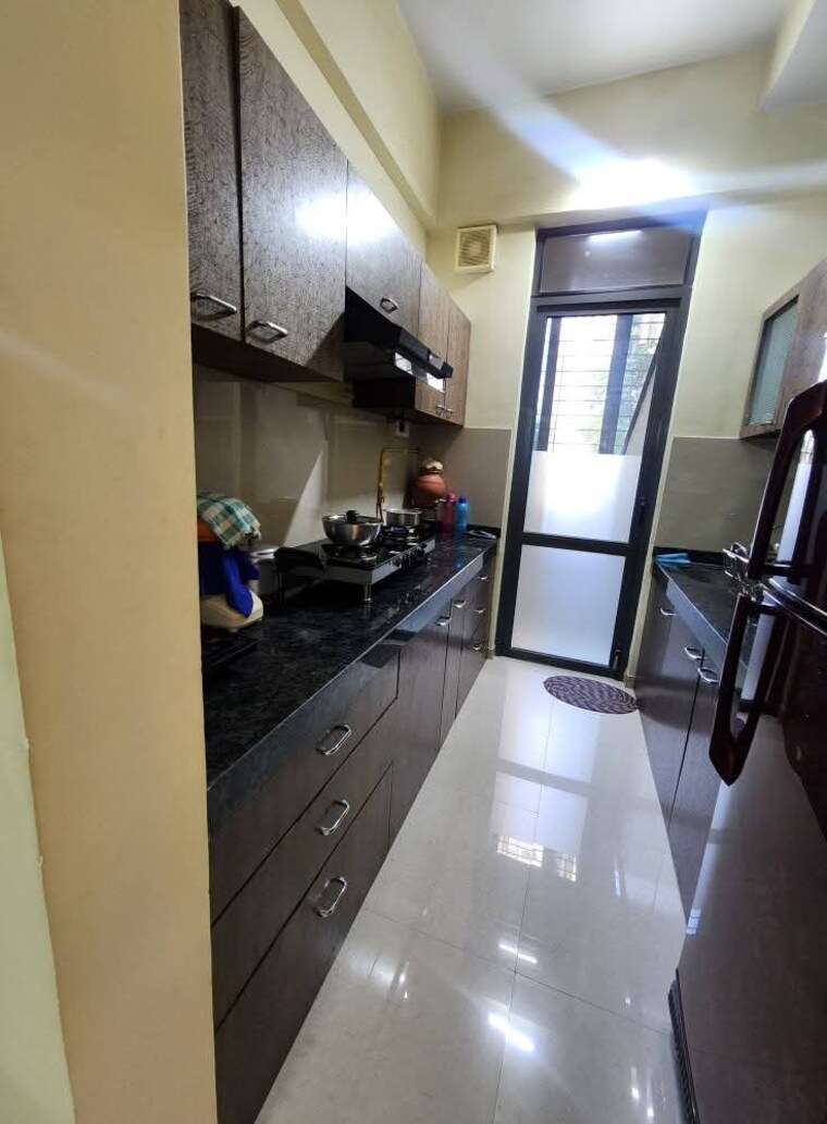 Team Area, lodha-downtown 1 Bedroom 450 Sq.Ft. Apartment In Dombivli East Thane 9600670