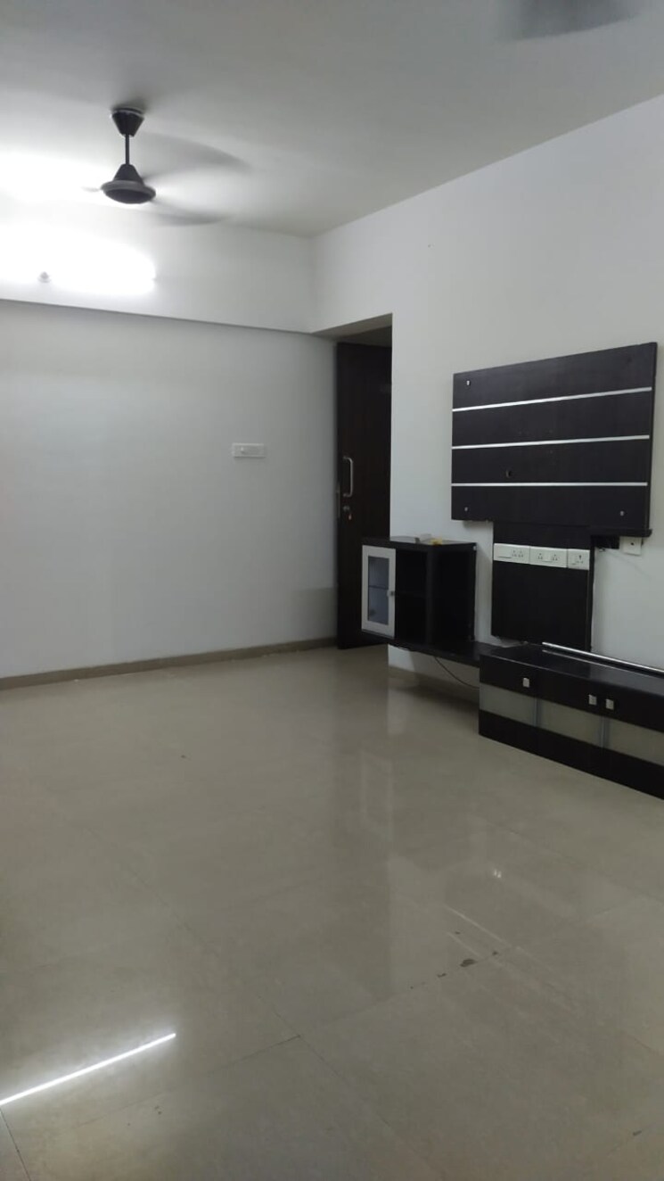 Room, pride-park-springs 2 Bedroom 750 Sq.Ft. Apartment In Dhanori Pune 9599851
