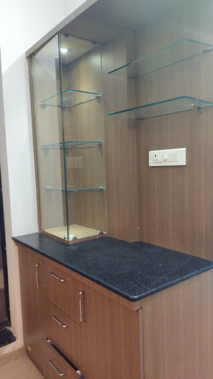 Bathroom, pride-park-springs 2 Bedroom 750 Sq.Ft. Apartment In Dhanori Pune 9599851