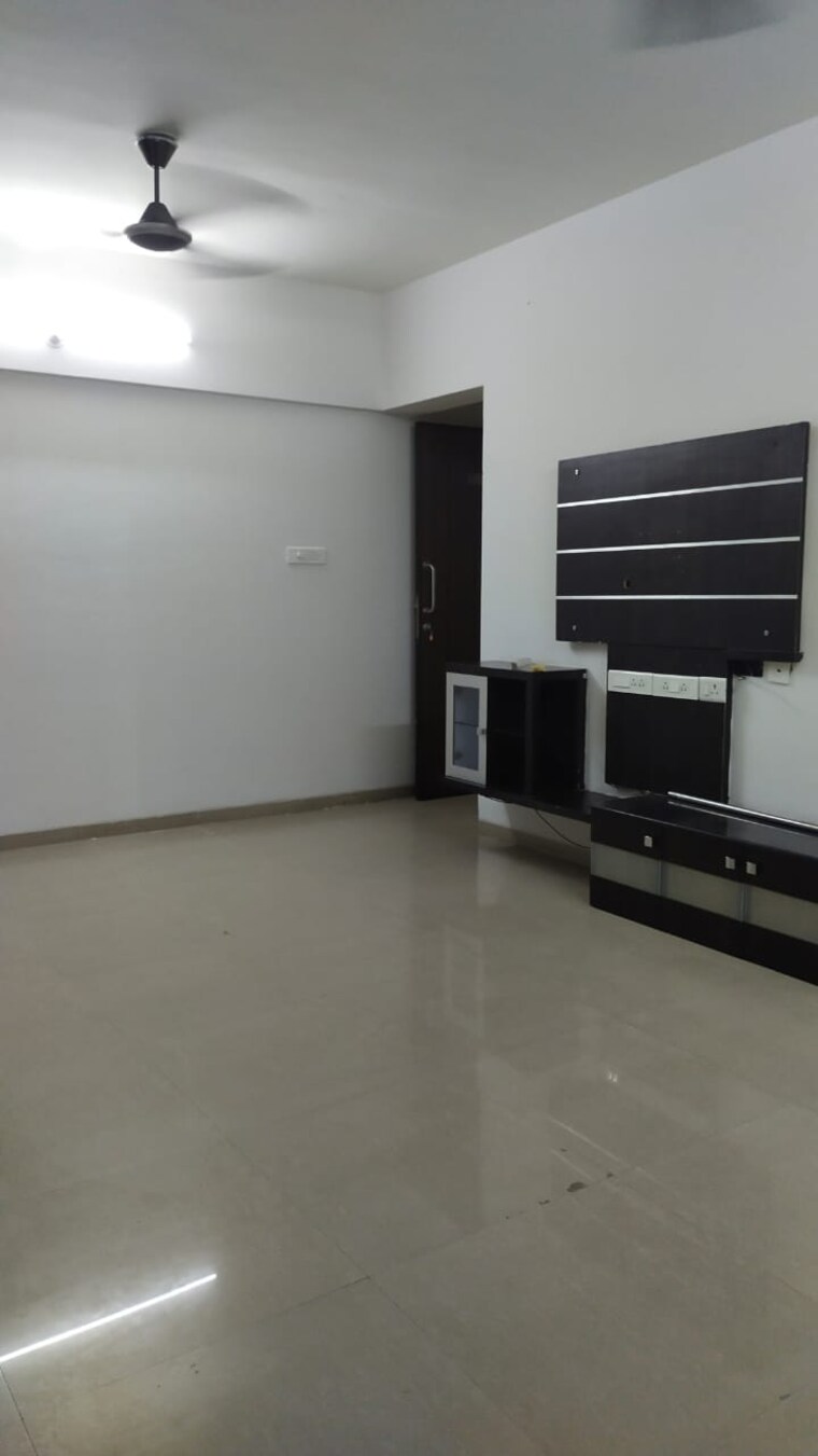 Room, pride-park-springs 2 Bedroom 750 Sq.Ft. Apartment In Dhanori Pune 9599851