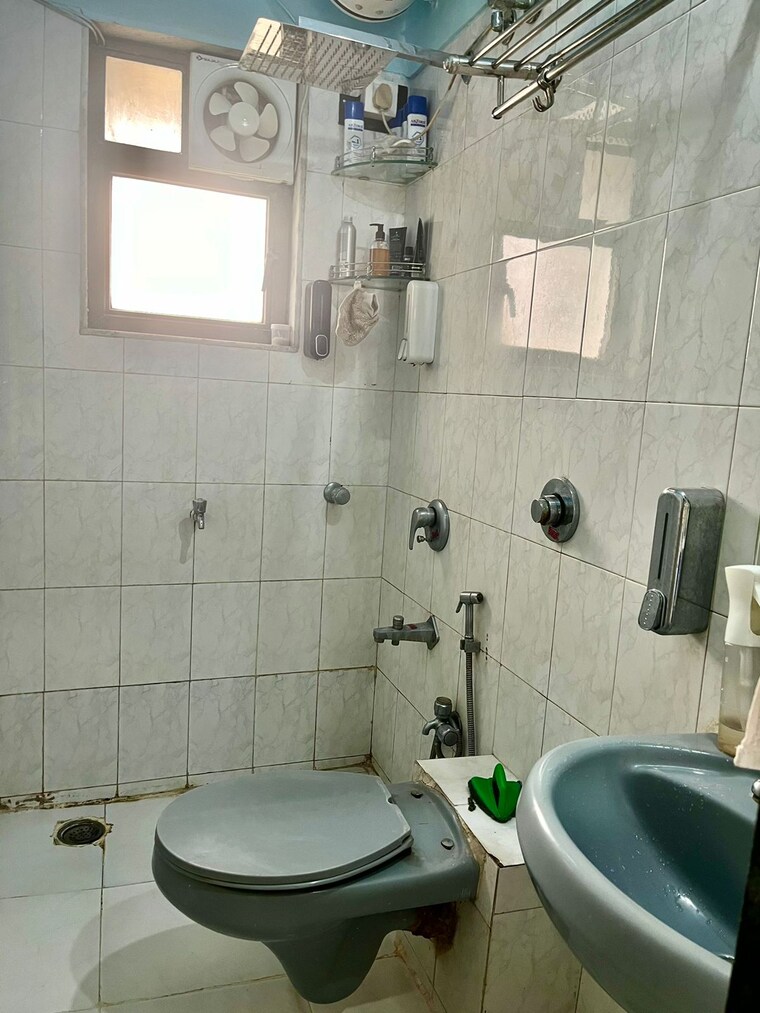 Bathroom, aristo-lloyd-estate 2 Bedroom 588 Sq.Ft. Apartment In Wadala East Mumbai 9600654