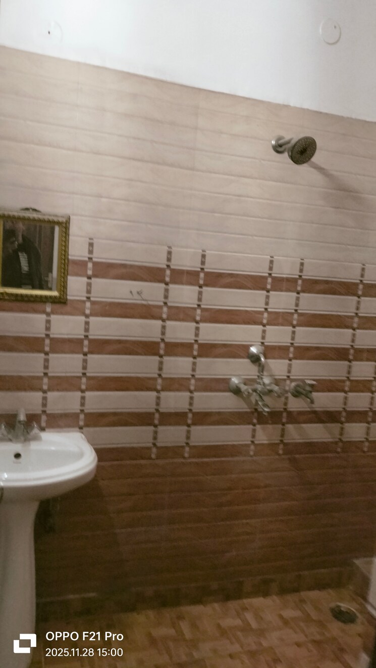 undefined, govind-dham 3 Bedroom 1500 Sq.Ft. Independent House In Govindpuram Ghaziabad 9600734