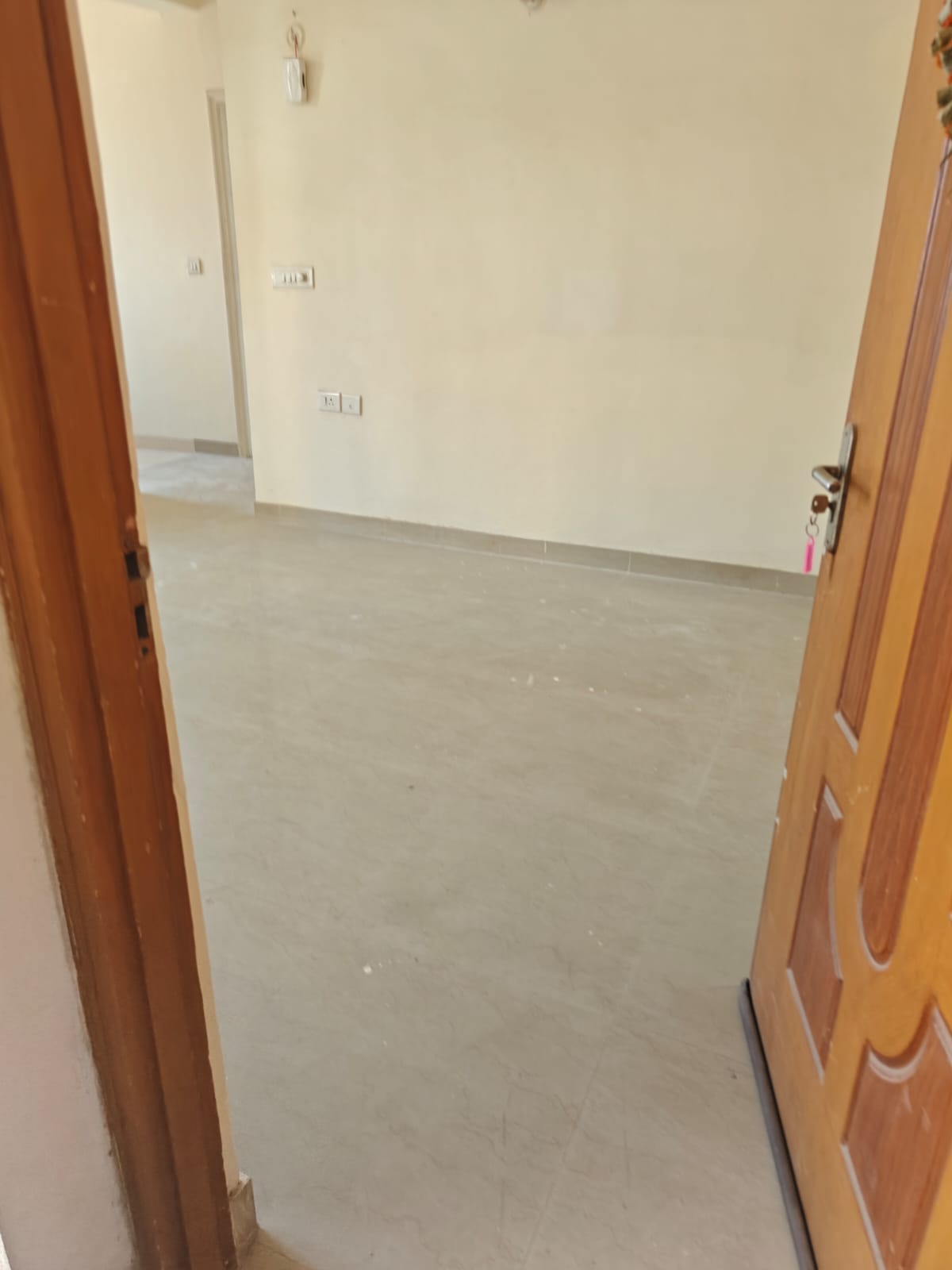 2 BHK + Pooja Room Apartment For Sale in Shree Vardhman Mantra