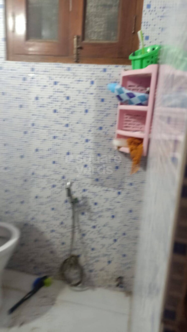 Bathroom, rajpur khurd extension 2 Bedroom 989 Sq.Ft. Builder Floor In Rajpur Khurd Extension Delhi 9601475
