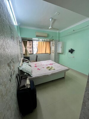 Bedroom in 2 BHK Apartment at Aristo Lloyds Estate, Wadala East – for Rent