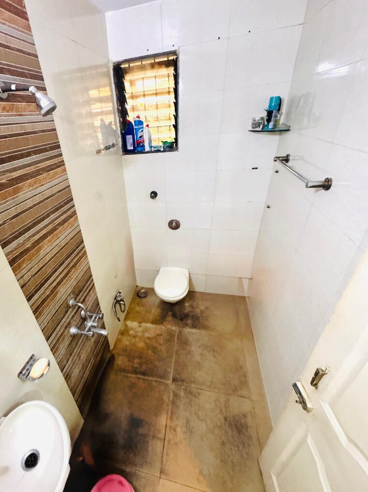 Bathroom, ganesh-darshan-chs-kopar-khairane 2 Bedroom 1000 Sq.Ft. Apartment In Kopar Khairane Navi Mumbai 9600765