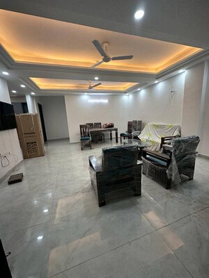 Living Room in 3 BHK Builder Floor at Saket – for Rent