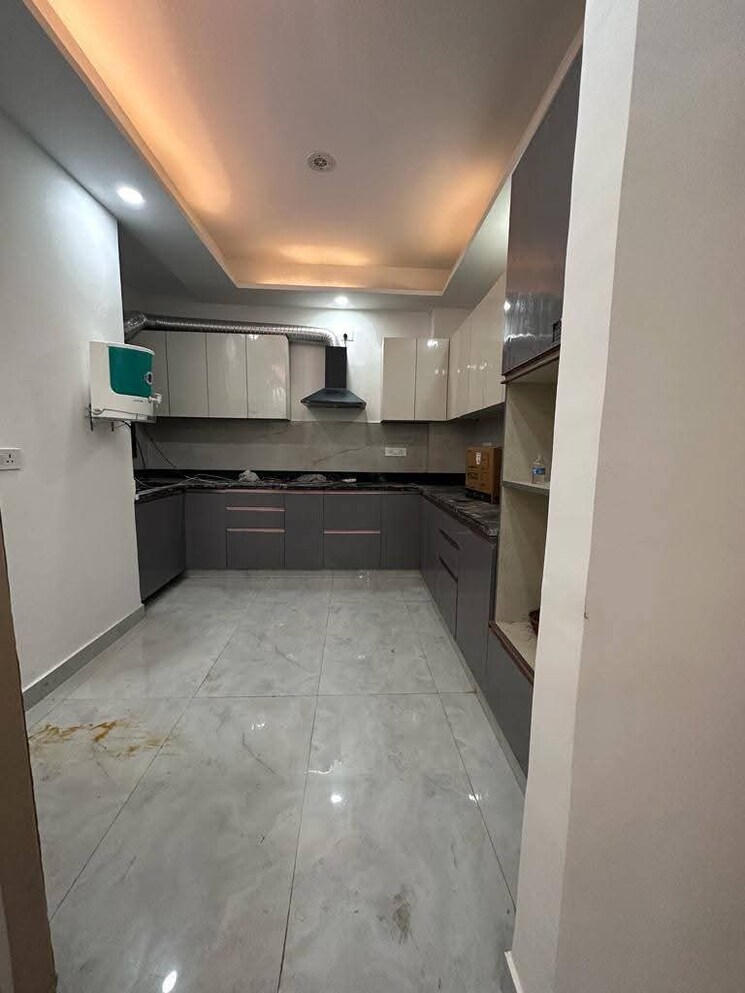 Kitchen, saket 3 Bedroom 1500 Sq.Ft. Builder Floor In Saket Delhi 9600853