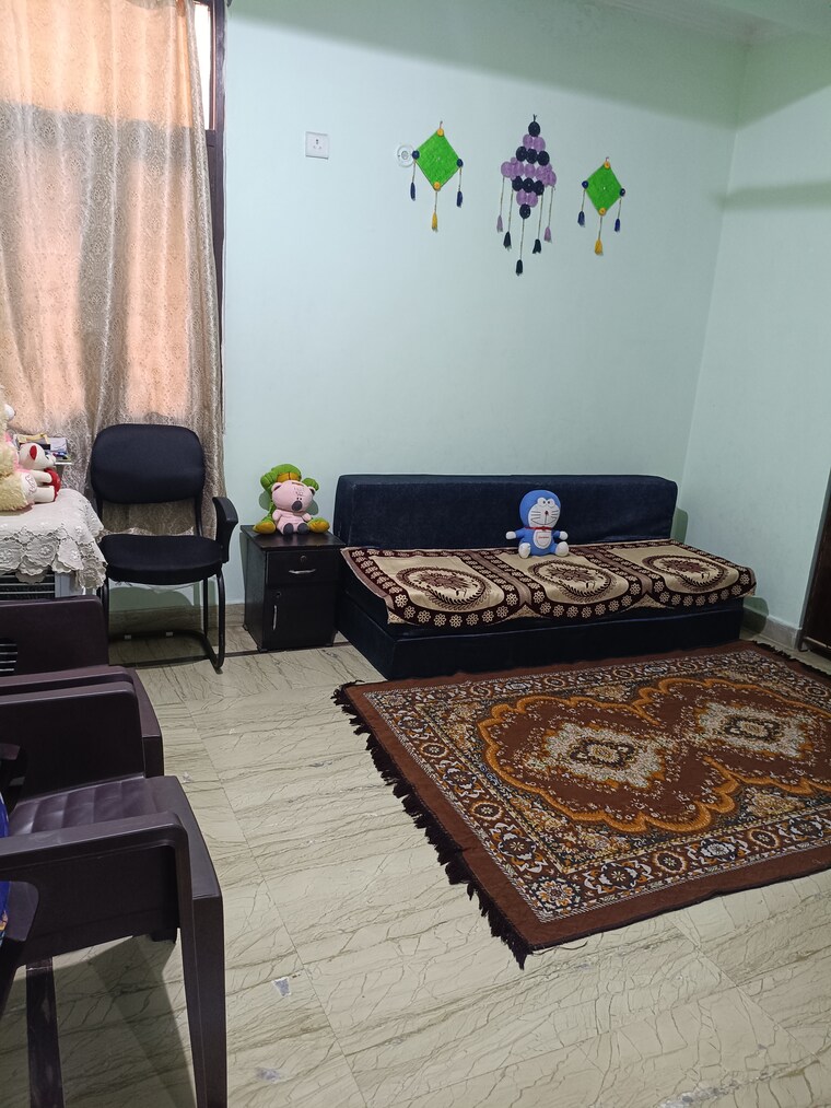 Living Room, new friends colony 3 Bedroom 3011 Sq.Ft. Builder Floor In New Friends Colony Delhi 9601011