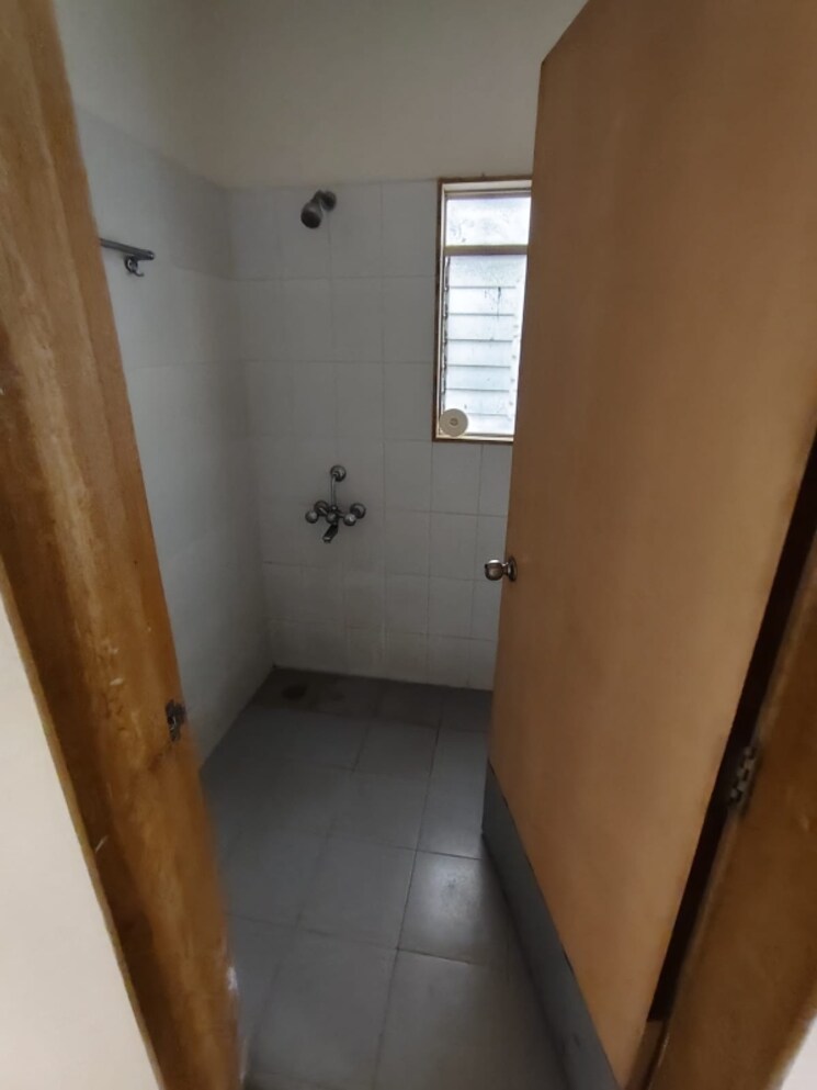 Attached Bathroom, mont-vert-one 3 Bedroom 1400 Sq.Ft. Villa In Wakad Pune 9601018