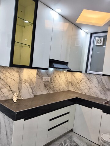 Kitchen in 2 BHK Builder Floor at Malviya Nagar – for Rent