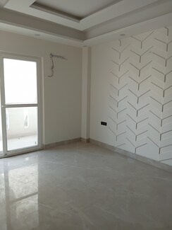 3.5 BHK + Servant Room Builder Floor For Sale in Sector 28