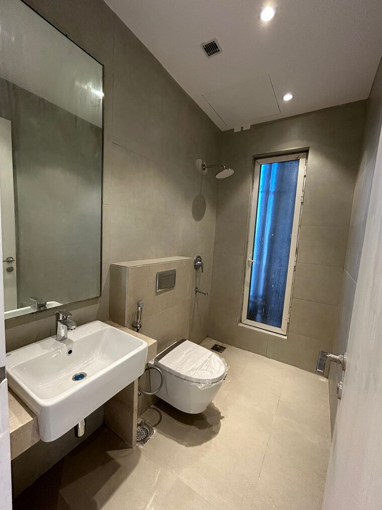 Attached Bathroom, indiabulls-sky-forest 3 Bedroom 1460 Sq.Ft. Apartment In Lower Parel Mumbai 9601113