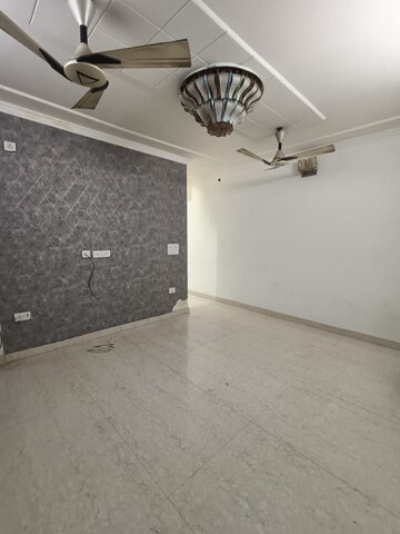 Room in 3 BHK Builder Floor at Malviya Nagar – for Sale
